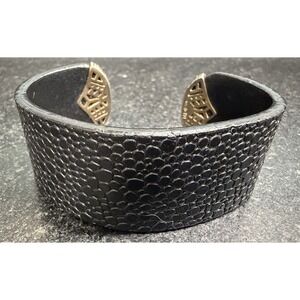 Silpada B3222 "Sting Ray" Adjustable Cuff Bracelet Sterling Silver Black Leather